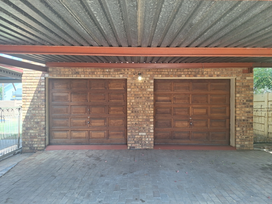 3 Bedroom Property for Sale in Bodorp North West